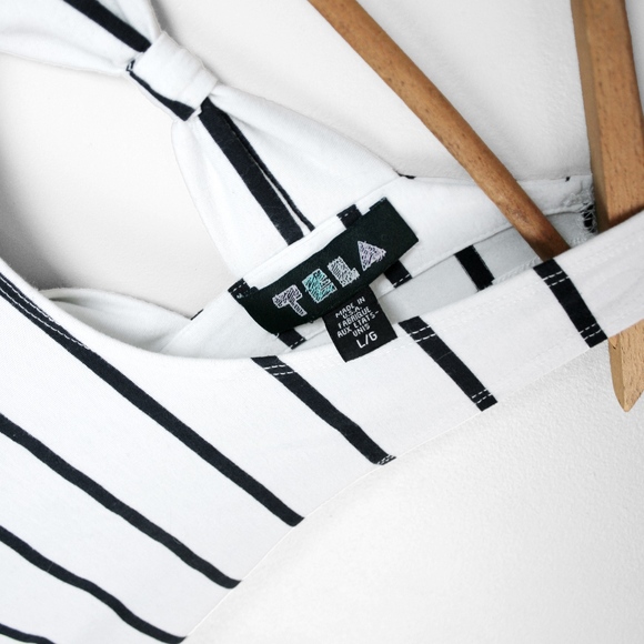 Tela // Bow-Back Stripe Crop Top - Picture 3 of 3